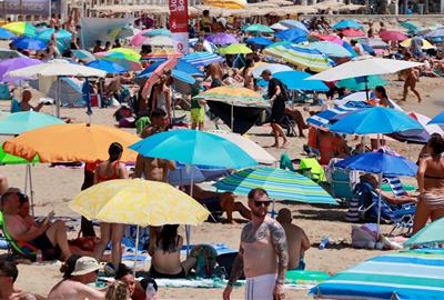 Els allotjaments de l'àrea metropolitana i el Garraf auguren un "molt bon agost" amb ocupacions per sobre del 90%. ACN